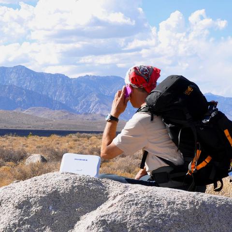 Terminal Satelital BGAN Hughes 9202M